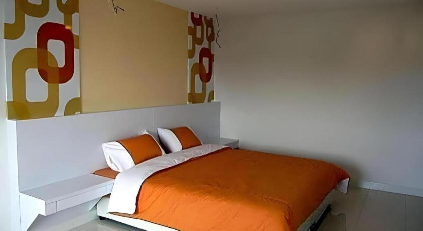 Nana Chat Bangsaen Hotel Si Racha Esterno foto