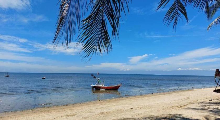 Nana Chat Bangsaen Hotel Si Racha Esterno foto