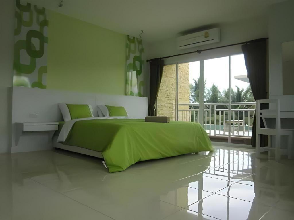 Nana Chat Bangsaen Hotel Si Racha Esterno foto